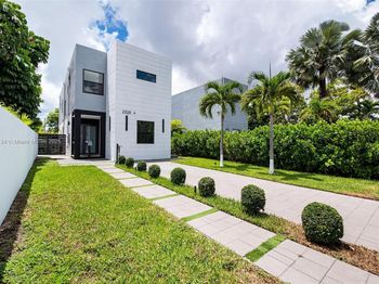 2320 SW 14th St