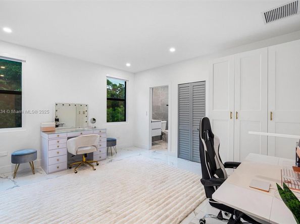 2320 SW 14th St, Miami FL 33145