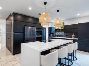 2320 SW 14th St, Miami FL 33145