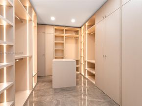 3740 NE 29th Ave, Lighthouse Point FL 33064