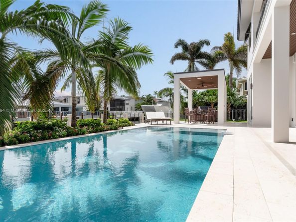 3740 NE 29th Ave, Lighthouse Point FL 33064