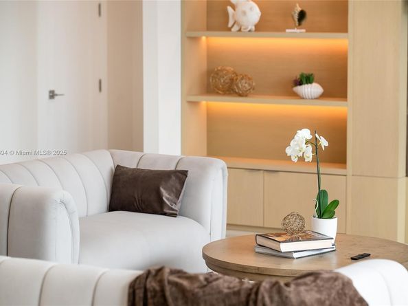 3740 NE 29th Ave, Lighthouse Point FL 33064