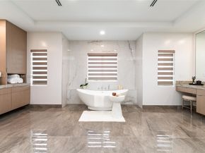 3740 NE 29th Ave, Lighthouse Point FL 33064