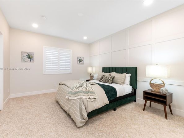 3740 NE 29th Ave, Lighthouse Point FL 33064