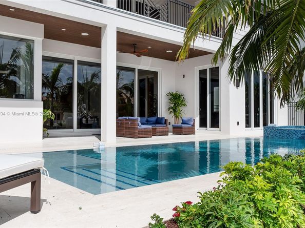 3740 NE 29th Ave, Lighthouse Point FL 33064