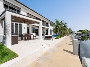 3740 NE 29th Ave, Lighthouse Point FL 33064