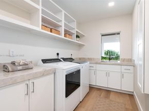 3740 NE 29th Ave, Lighthouse Point FL 33064