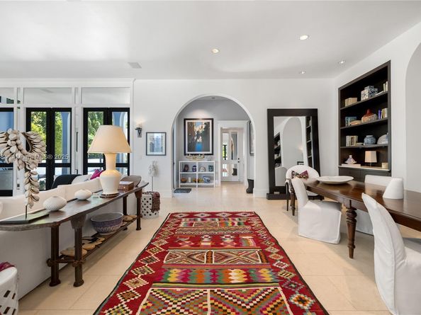 1818 W 23rd St, Miami Beach FL 33140