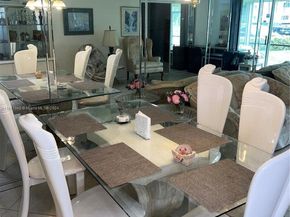 9720 S Hollybrook Lake Dr 101, Pembroke Pines FL 33025