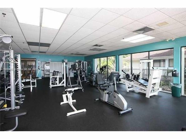 106 Lake Emerald Dr 210, Oakland Park FL 33309