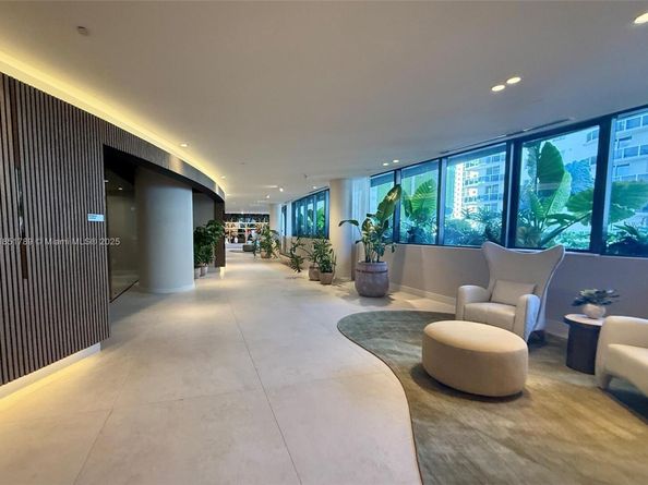 700 NE 24th St 606, Miami FL 33137
