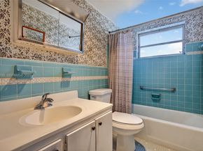 17001 NE 13th Ave 201, Miami FL 33162