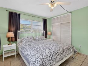 17001 NE 13th Ave 201, Miami FL 33162