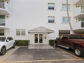 210 Sea View Dr 207, Key Biscayne FL 33149