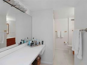 210 Sea View Dr 207, Key Biscayne FL 33149