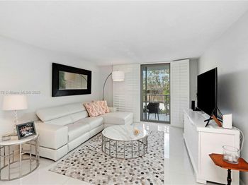 210 Sea View Dr