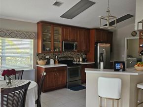 2540 Egret Lake Dr, Green Acres FL 33413