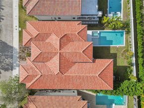 3527 Forest View Cir, Dania Beach FL 33312