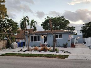 2242 Polk St, Hollywood FL 33020