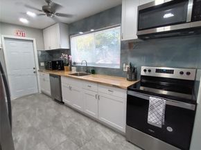 2242 Polk St, Hollywood FL 33020