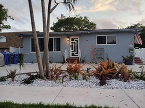 2242 Polk St, Hollywood FL 33020