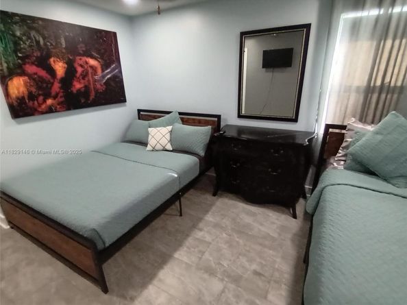 2242 Polk St, Hollywood FL 33020
