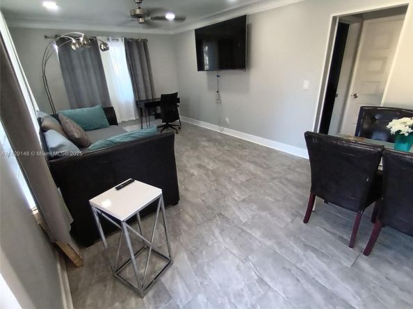 2242 Polk St, Hollywood FL 33020