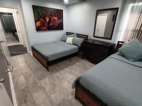 2242 Polk St, Hollywood FL 33020