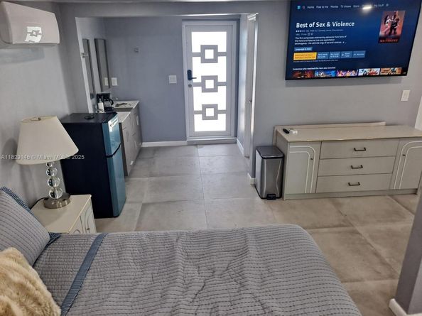 2242 Polk St, Hollywood FL 33020