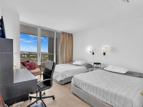21205 Yacht Club Dr 2605, Aventura FL 33180