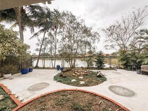 15809 SW 65th Ter, Miami FL 33193