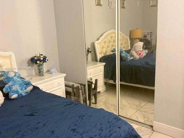 350 E 21st St 108, Hialeah FL 33010