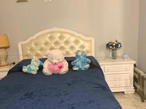 350 E 21st St 108, Hialeah FL 33010