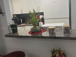 350 E 21st St 108, Hialeah FL 33010