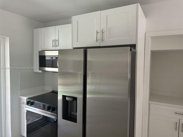 1754 NE 48th Ct, Pompano Beach FL 33064
