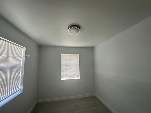 1754 NE 48th Ct, Pompano Beach FL 33064