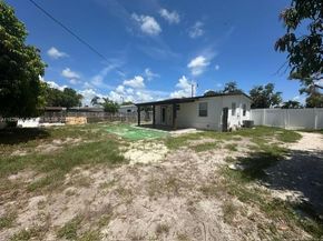 1754 NE 48th Ct, Pompano Beach FL 33064