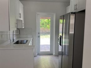 1754 NE 48th Ct, Pompano Beach FL 33064