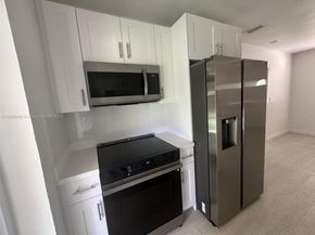 1754 NE 48th Ct, Pompano Beach FL 33064