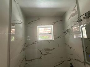 1754 NE 48th Ct, Pompano Beach FL 33064