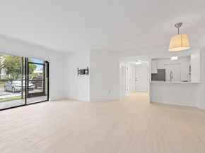 903 NE 199th ST 104, Miami FL 33179
