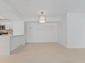 903 NE 199th ST 104, Miami FL 33179
