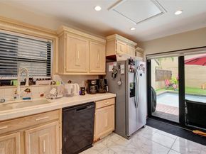 1057 NE 202nd Ln, Miami FL 33179