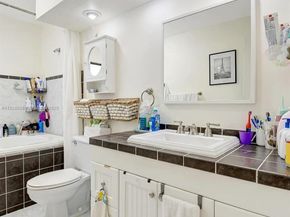 1057 NE 202nd Ln, Miami FL 33179