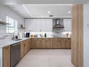 2532 SE 13th St, Pompano Beach FL 33062