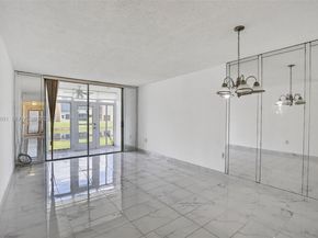 8951 Sunrise Lakes Blvd 105, Sunrise FL 33322