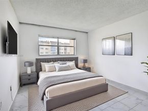 8951 Sunrise Lakes Blvd 105, Sunrise FL 33322