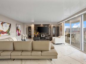 2030 S Ocean Dr 1607, Hallandale Beach FL 33009