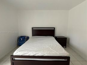 15610 NE 6th Ave 10D, Miami FL 33162