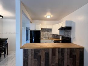 15610 NE 6th Ave 10D, Miami FL 33162